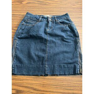 Celebrity Pink Deluxe Denim skirt size 9